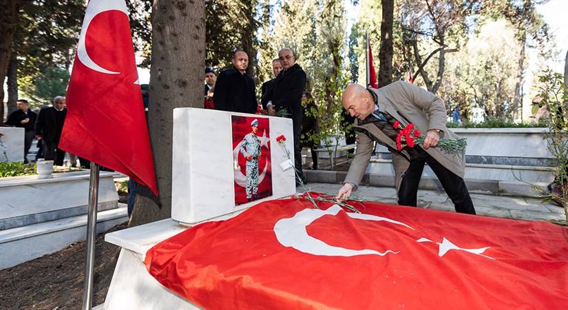 İzmir Büyükşehir Belediye Başkanı