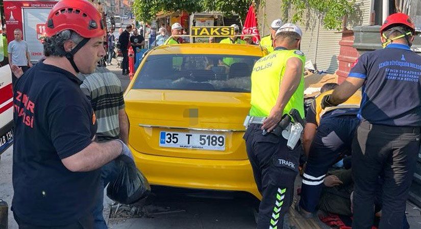 İzmir’in Konak ilçesinde dubaları