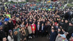 AK PARTİ’NİN DENİZLİ ADAYI OSMAN ZOLAN YÜZLERCE KİŞİ TARAFINDAN KARŞILANDI