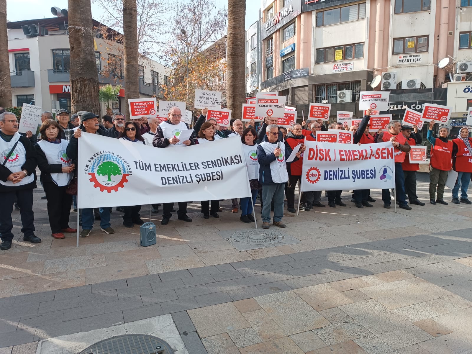 Denizli’de Tüm Emekliler Sendikası