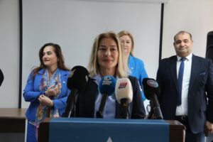 DEVA PARTİSİ İZMİR BELEDİYE BAŞKAN ADAYLARINI AÇIKLADI