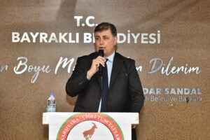 BAŞKAN TUGAY: BURADA BİR DAKİKA YANIMDA DURMAYAN BİR BELEDİYE BAŞKANIMIZ BAŞKA ŞEHİRDE BAŞKALARI İÇİN ÇALIŞIYOR