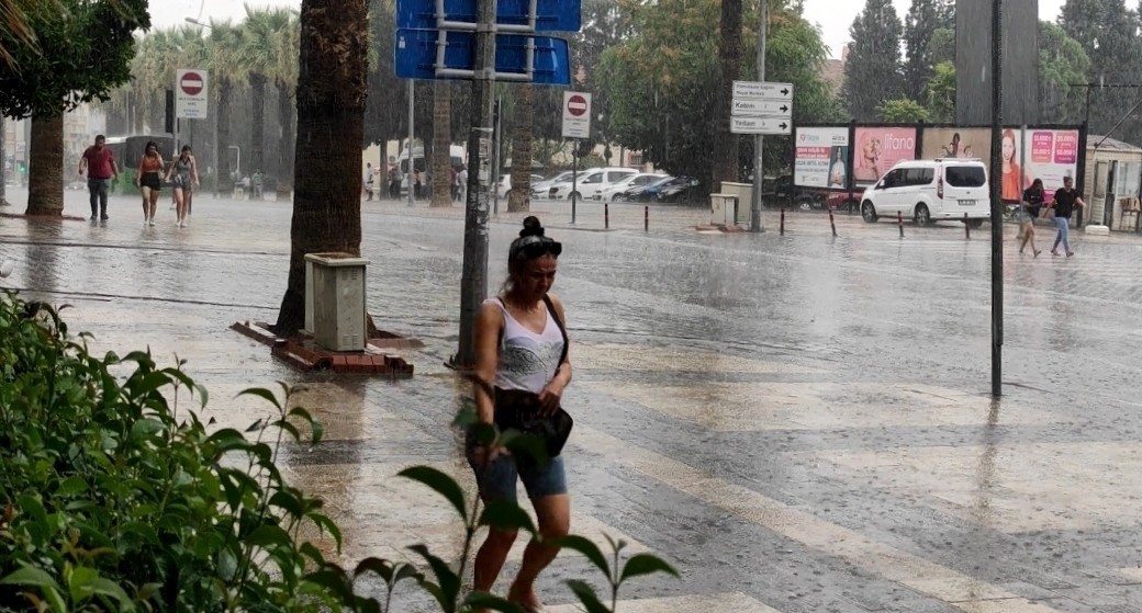 Denizli'nin doğusu ve Afyonkarahisar'ın