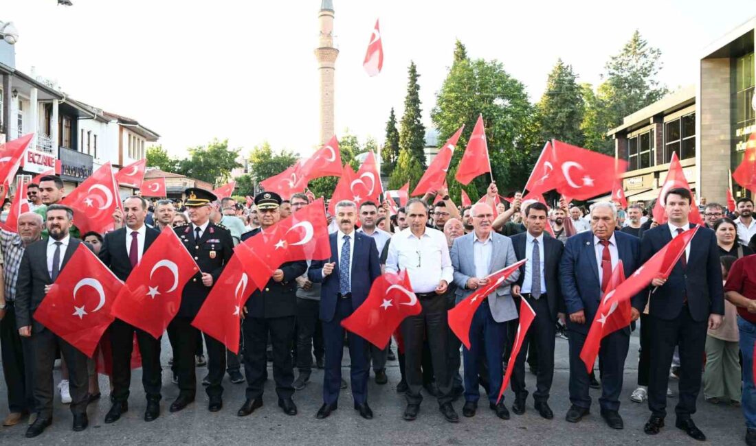 UŞAK'TA 15 TEMMUZ DEMOKRASİ