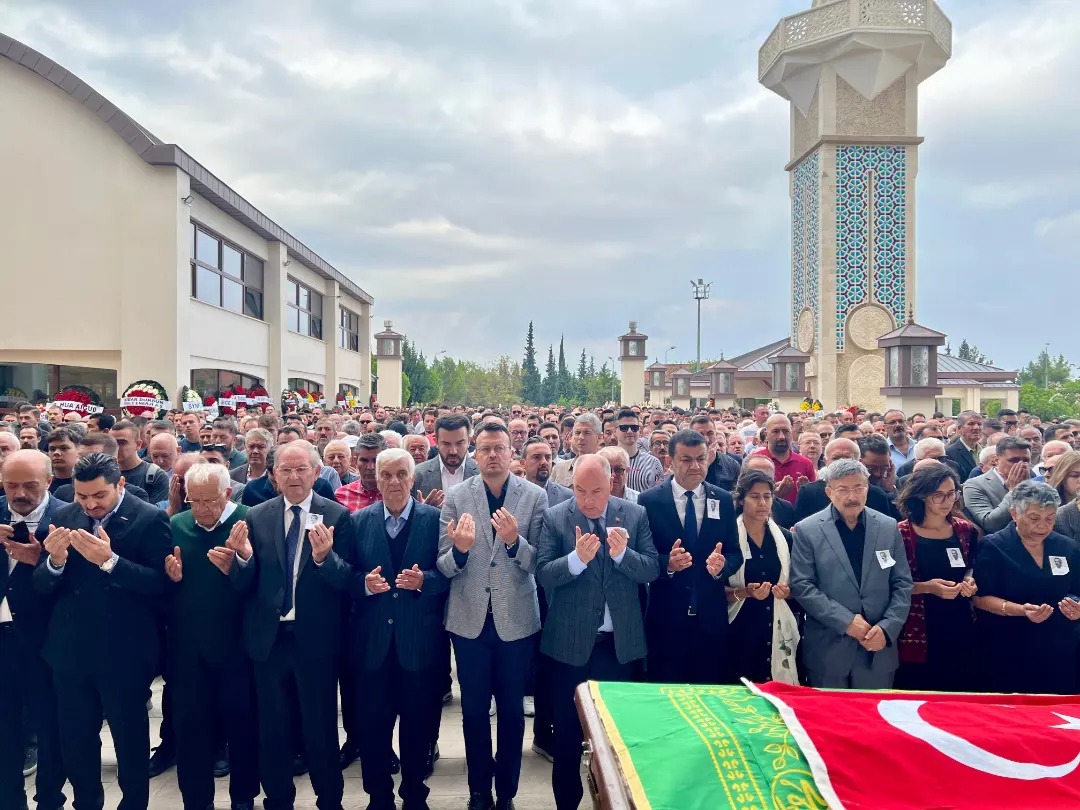 Denizli İş Dünyasının Acı Kaybı: Ali Yağlı Son Yolculuğuna Uğurlandı