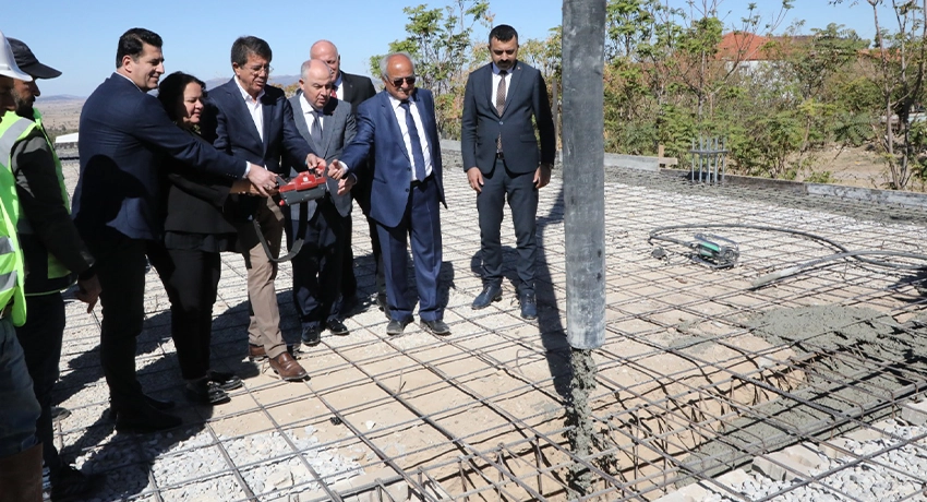 Baklan Belediyesi, şehir merkezinde