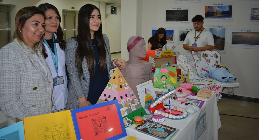 Ege Üniversitesi(EÜ) Hemşirelik Fakültesinde