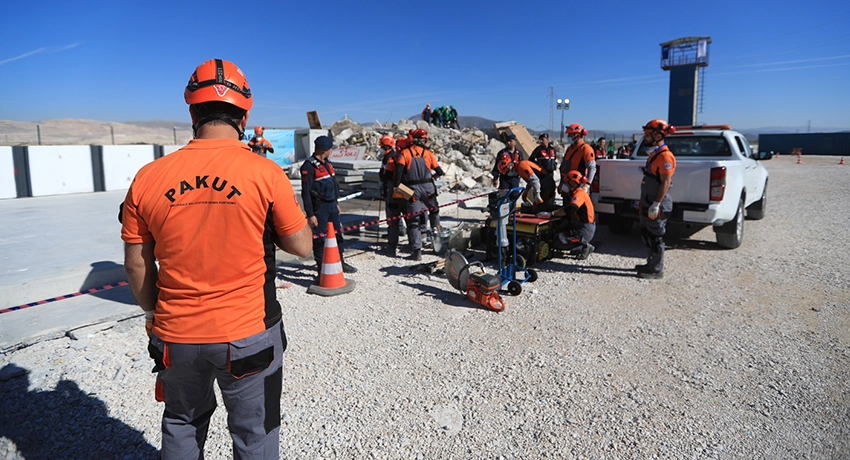 T.C.Pamukkale Belediyesi’nde çalışan personellerden