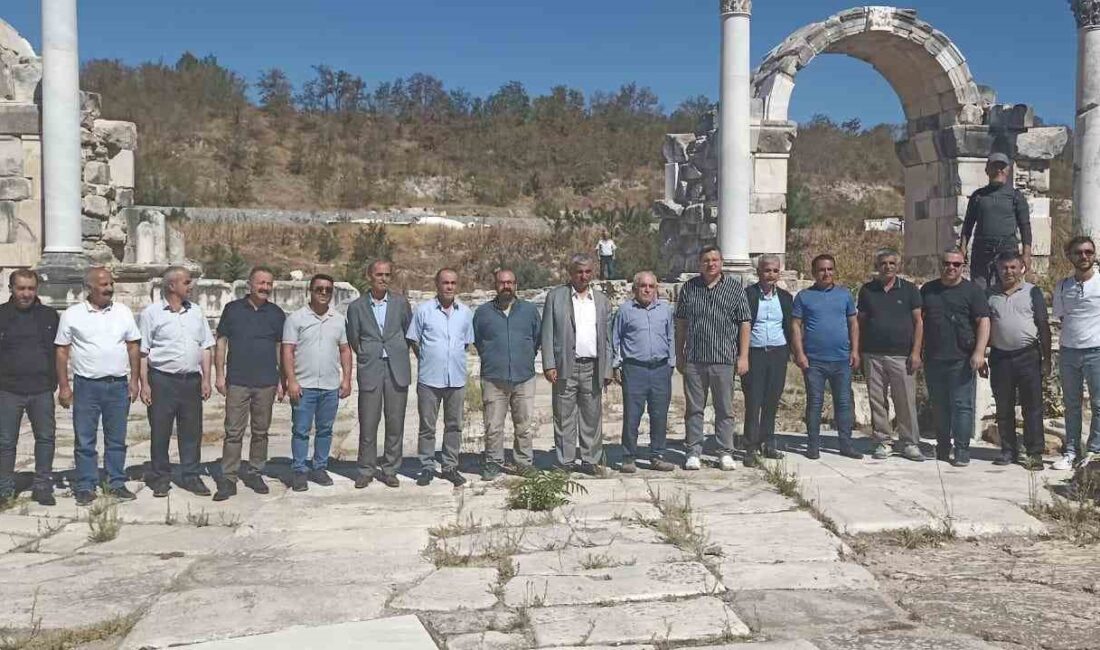 YATAĞAN HAKKARİ’DEN GELEN EMEKLİLERİ