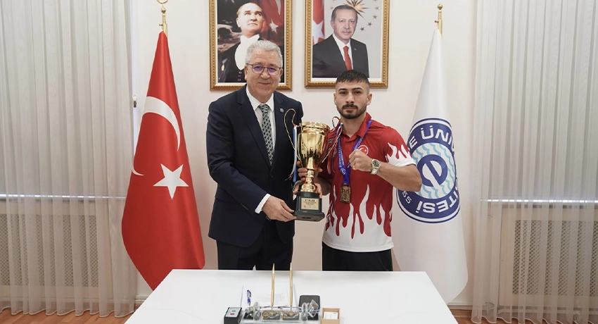 Ege Üniversitesi Spor Bilimleri