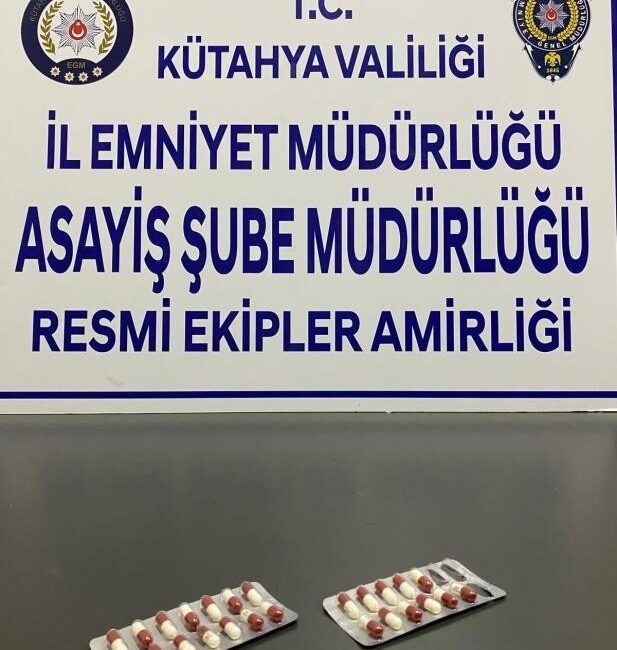 KÜTAHYA’DA ÜZERİNDE UYUŞTURUCU HAP