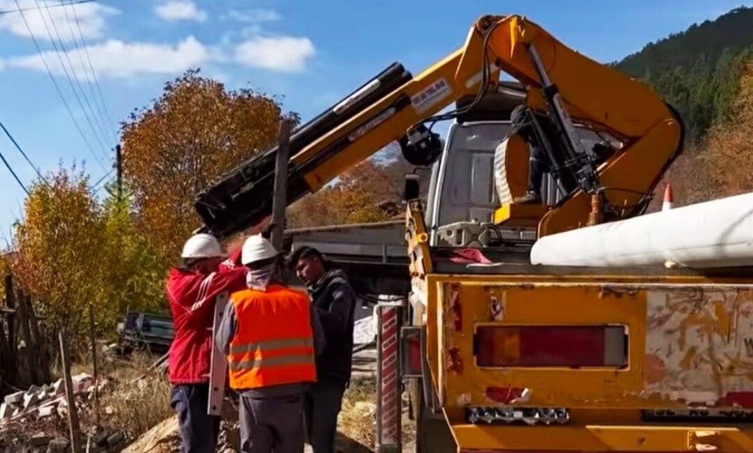 SİMAV’DA 22 KÖYÜN ELEKTRİK