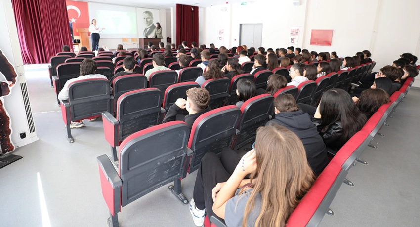 Menderes Belediyesi, okullarda sıfır