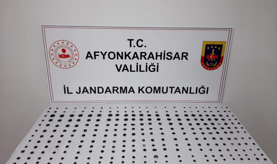 AFYONKARAHİSAR’DA JANDARMA TARAFINDAN DURDURULAN