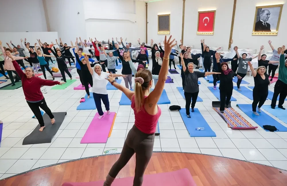 Buca Belediyesi’nin açtığı zumba,