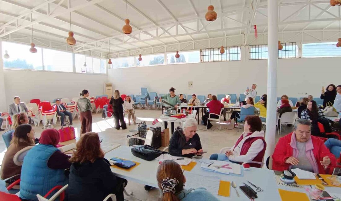 BODRUM'UN AKYARLAR MAHALLESİ'NDE KADINLARA