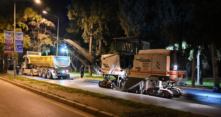 Bornova’da Okullar Yolu olarak