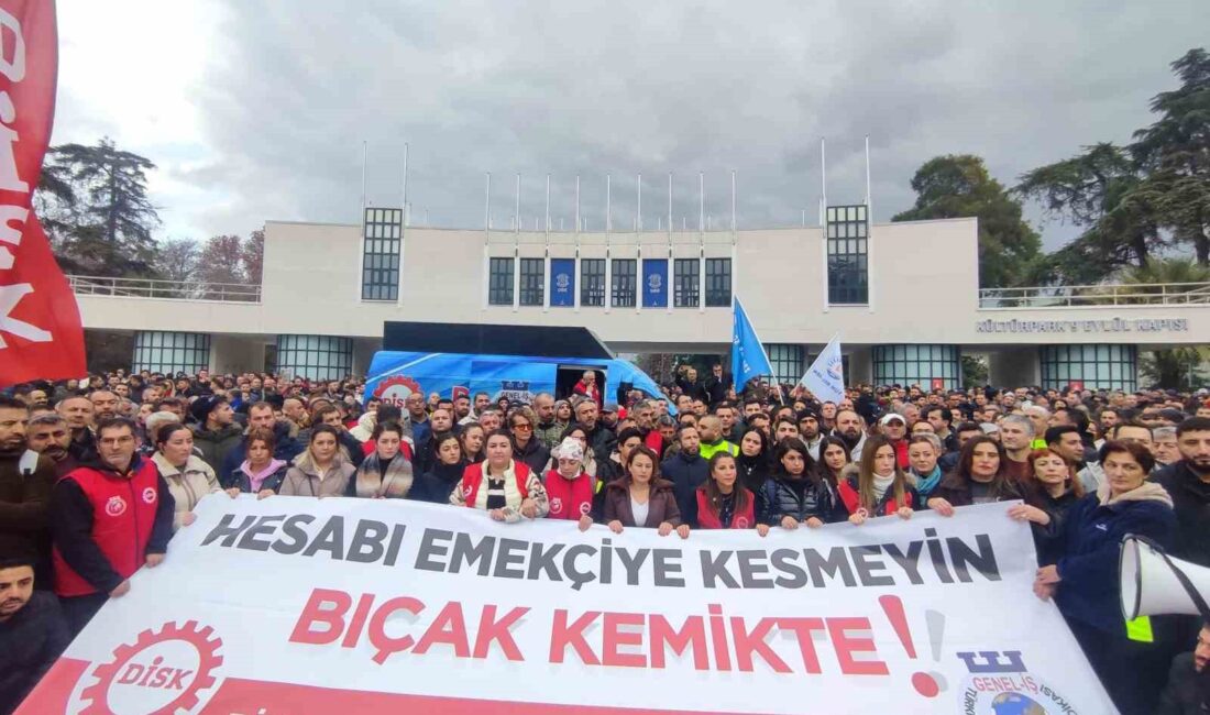 İzmir Büyükşehir Belediyesinde binlerce