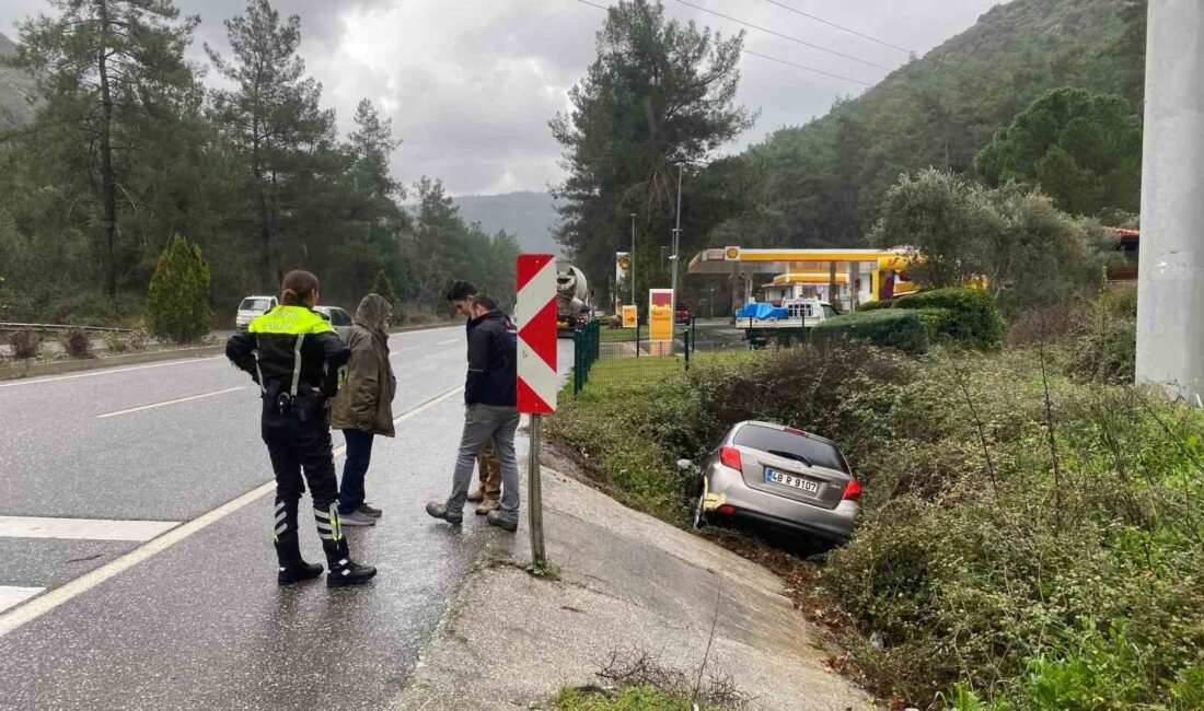 MUĞLA'NIN MARMARİS İLÇESİNDE SÜRÜCÜSÜNÜN