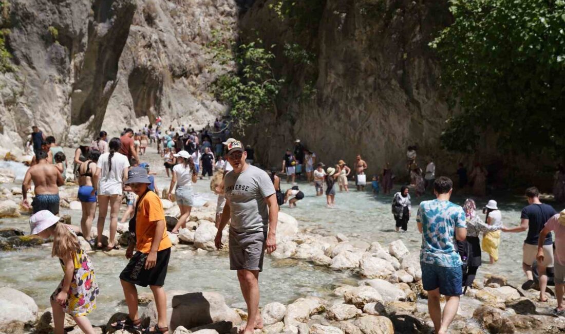 SAKLIKENT KANYONU’NA ZİYARETÇİ AKINI