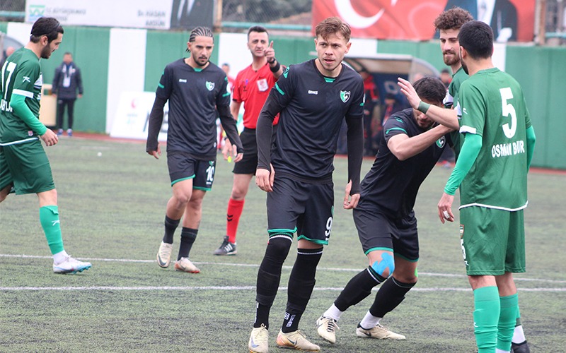 Büyükçekmece Tepecikspor ile Denizlispor Yenişemedi: 1-1