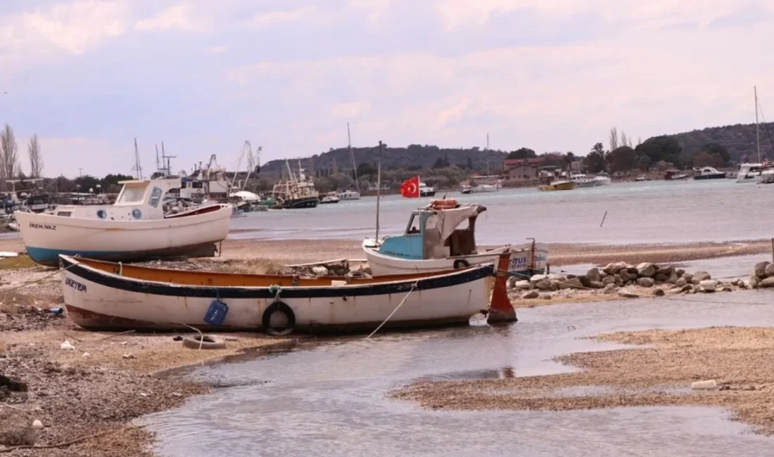 İzmir’in Bayraklı ilçesine bağlı