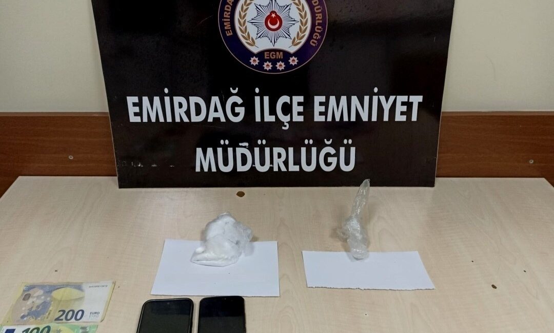 EMİRDAĞ’DA UYUŞTURUCU MADDE ELE