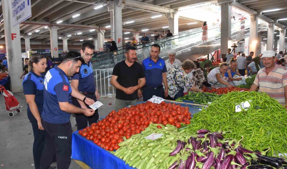 MENEMEN'DE PAZAR YERLERİ HEM