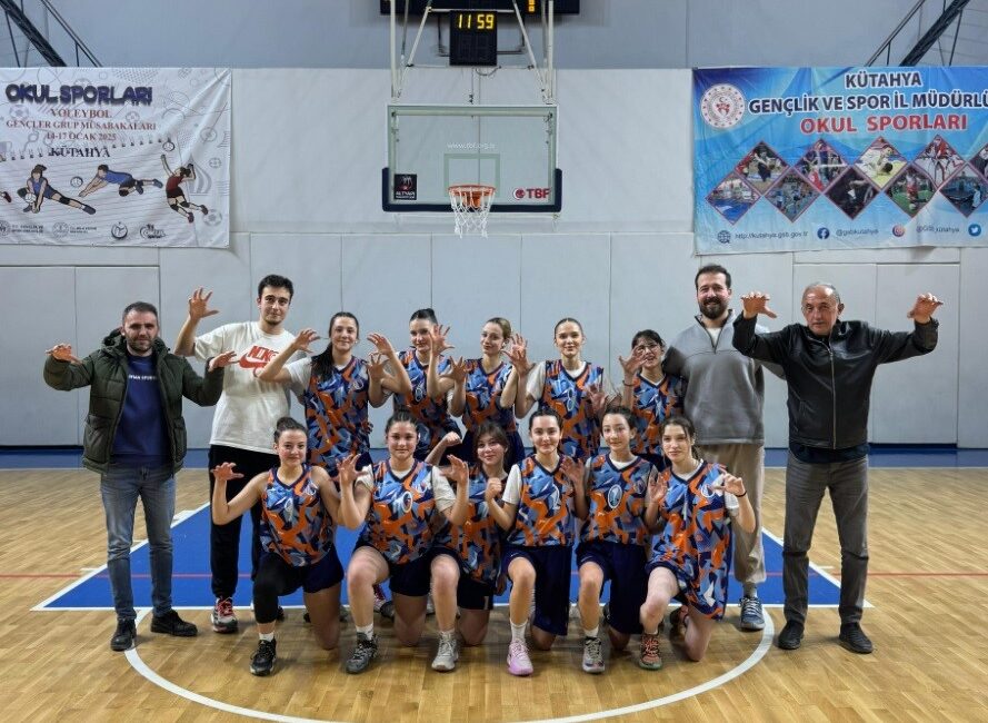 MOYMULSPOR BASKET KIZ TAKIMI