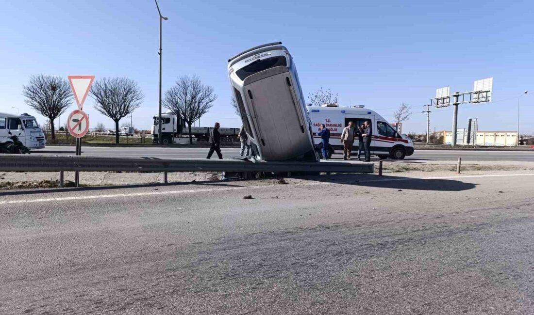 AFYONKARAHİSAR'DA KONTROLDEN ÇIKAN HAFİF