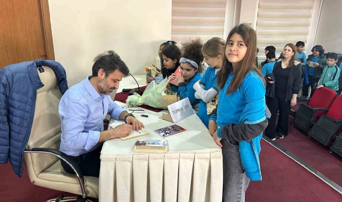 MENTEŞE'NİN KİTAP KURTLARI YAZAR